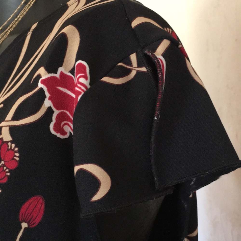Kathie Lee Handkerchief Dress - Picture 4 of 8